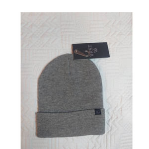 NWT Men's VRST Beanie